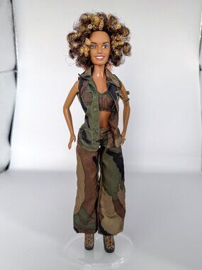 1998 Galoob Scary Spice Doll Mel B Spice It Up Army Outfit